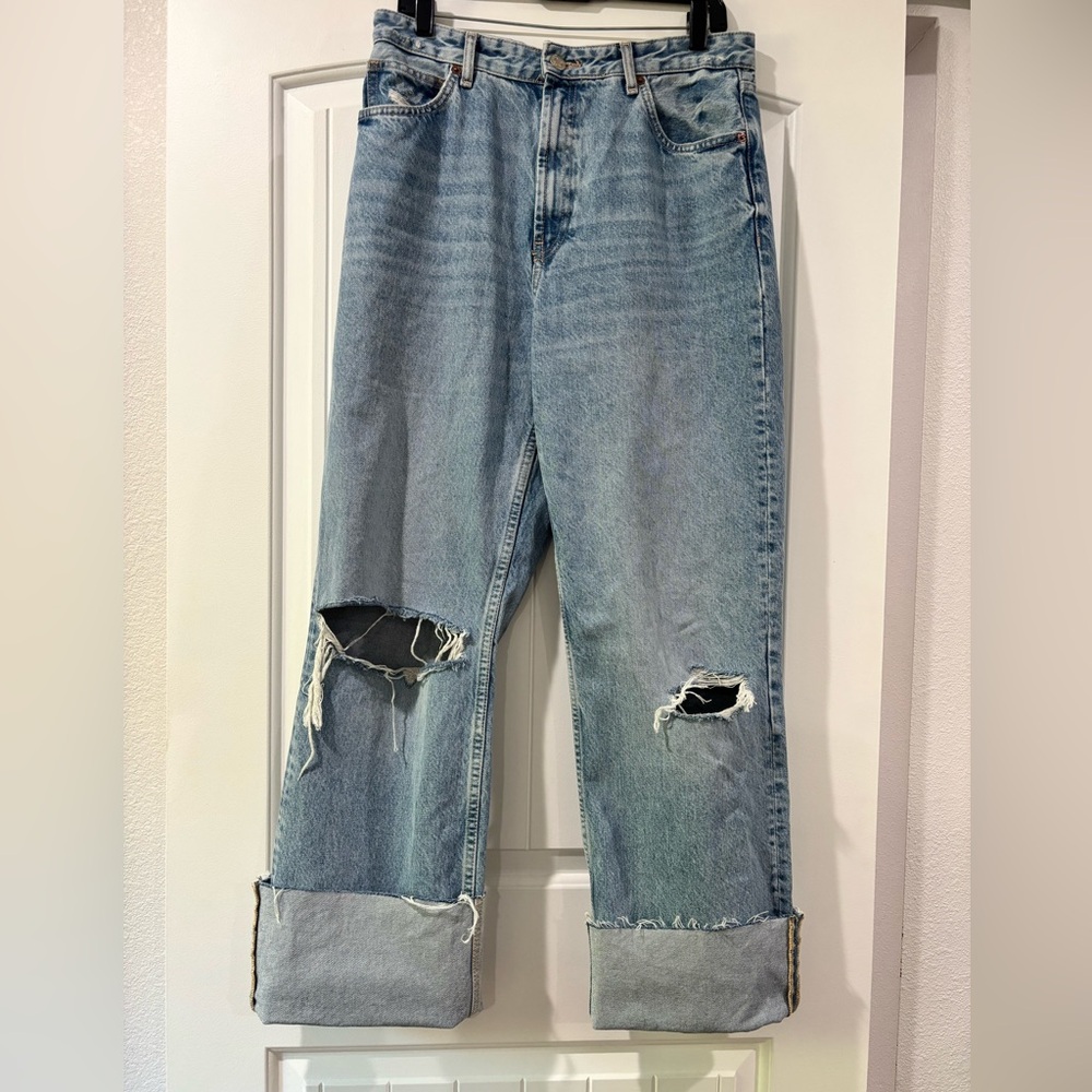 Zara Distressed Wide Leg Raw Hem Rigid Jeans | Size 12
